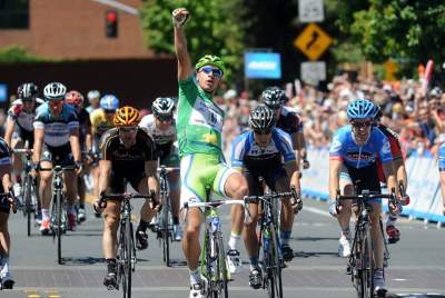 Peter Sagan se luce de nuevo en California