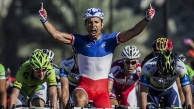 Nacer Bouhanni gana la primera etapa de la París-Niza