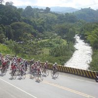 Oscar Sevilla acaricia la victoria en Colombia