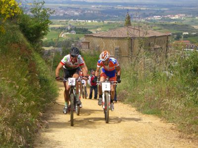 Joseba León ( Bikezona Cannondale) campeón del Open de Euskadi 