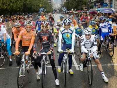 Los grandes de la bicicleta se pasan al fútbol sala