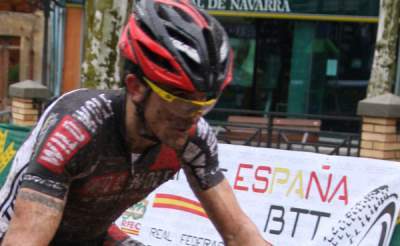 Carlos Coloma vuelve a pasar por el quirófano