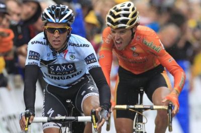 Vuelta 2011: Las estrellas del Tour se alejan 