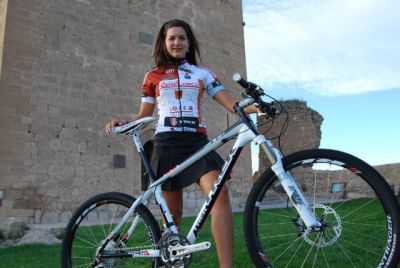 Tereza Hurikova, fichaje de lujo del Cemelorca-Trek-Lorca Taller del Tiempo        