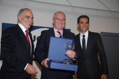La RFEC y Contador, galardonados por el presidente de la UCI La RFEC y Contador, galardonados por el presidente de la UCI