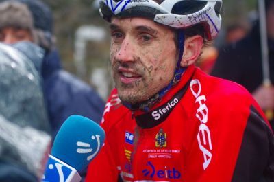 Aitor Hernández consigue el triunfo en Igorre