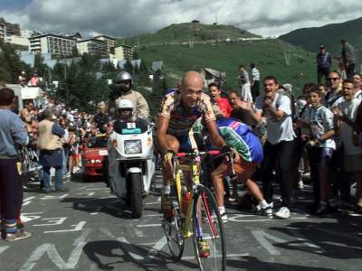 Vídeo - Marco Pantani el más rápido en Alpe D Huez