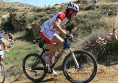 Cantero gana en la montaña rusa de Lumbreras en el Open murciano