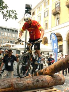 Dos oros, tres platas y un bronce en el Europeo de trial Dos oros, tres platas y un bronce en el Europeo de trial