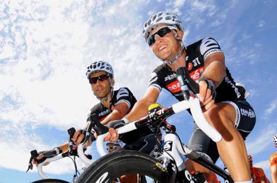 La Vuelta: Carlos Sastre alaba a sus compañeros La Vuelta: Carlos Sastre alaba a sus compañeros