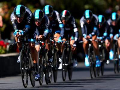 Giro 2013: El Sky de Wiggins pone tierra de por medio