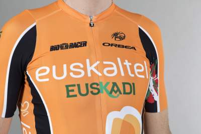 Euskaltel Euskadi llega a la Clásica de Almeria