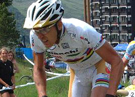 Julien Absalon logra por cuarto año el premio Velo d or