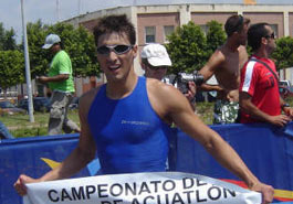 Parreño coronado campeón de España de acuatlón