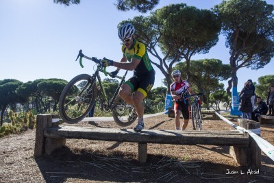 Adolfo García Quesada se impone en el I Open Andaluz de ciclocross