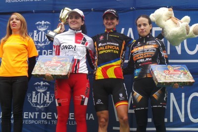 Aida Nuño se lleva la Copa de España de Ciclocross