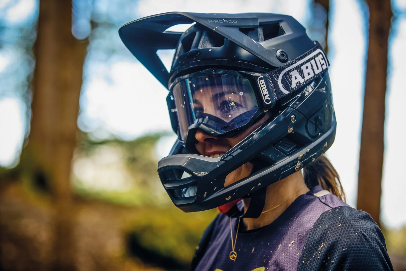 AIRDROP MIPS QUIN: El primer casco integral de ABUS para amantes del MTB más extremo