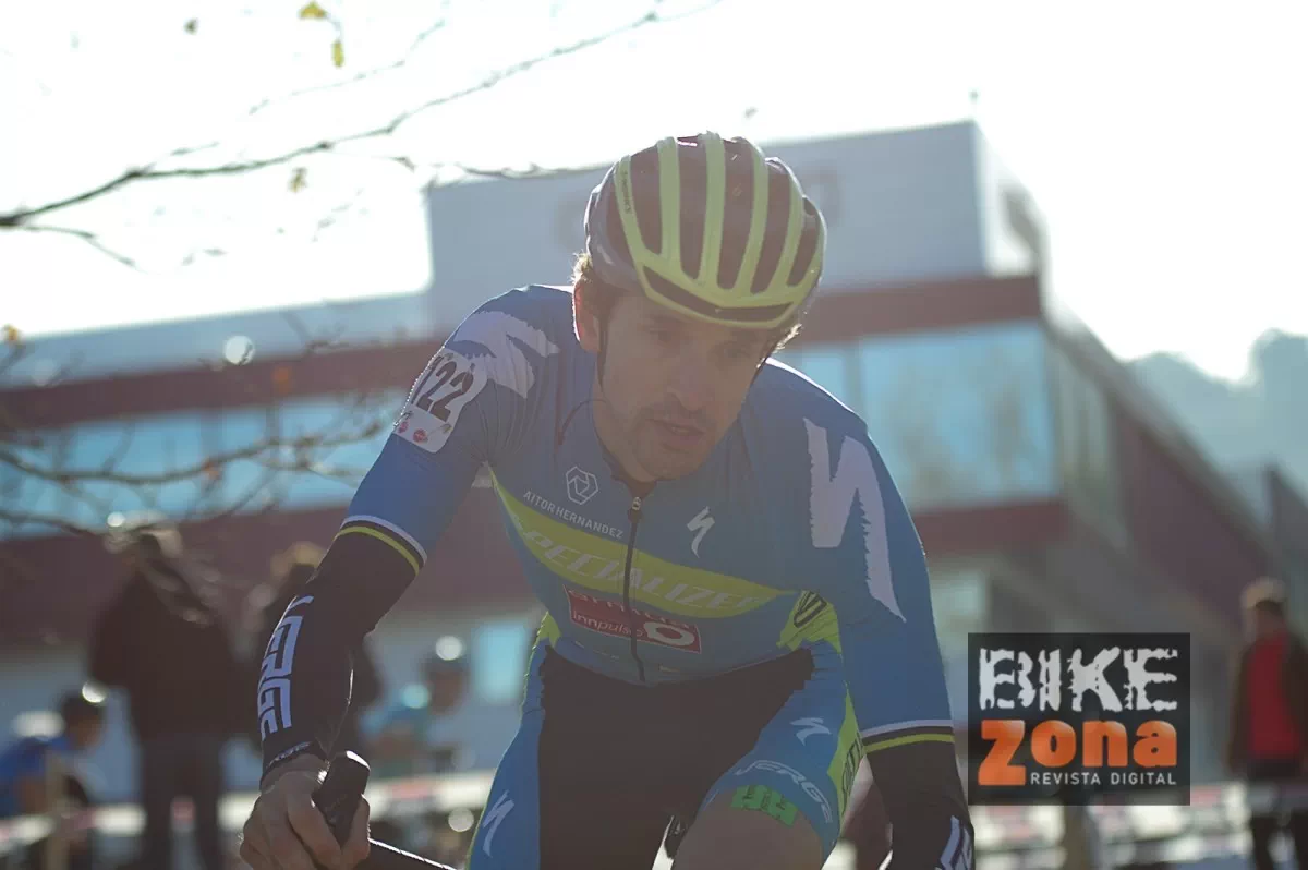 Aitor Hernández ante los Campeonatos de España de Ciclocross de Torrelavega