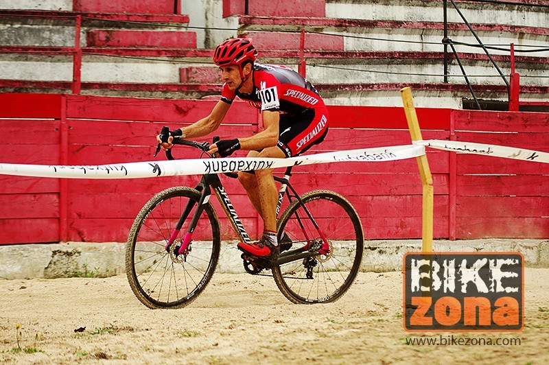 Aitor Hernández disputa en Abadiño la segunda prueba en Euskadi