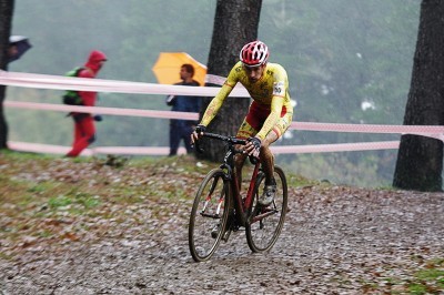 Aitor Hernández renueva el título de Campeón de Bizkaia