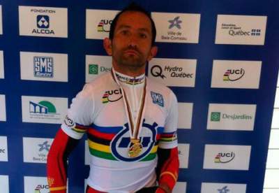 Aitor Oroza se viste de oro en el mundial de ciclismo adaptado