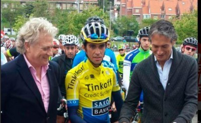 Alberto Contador reunió a 1000 ciclistas en Santander