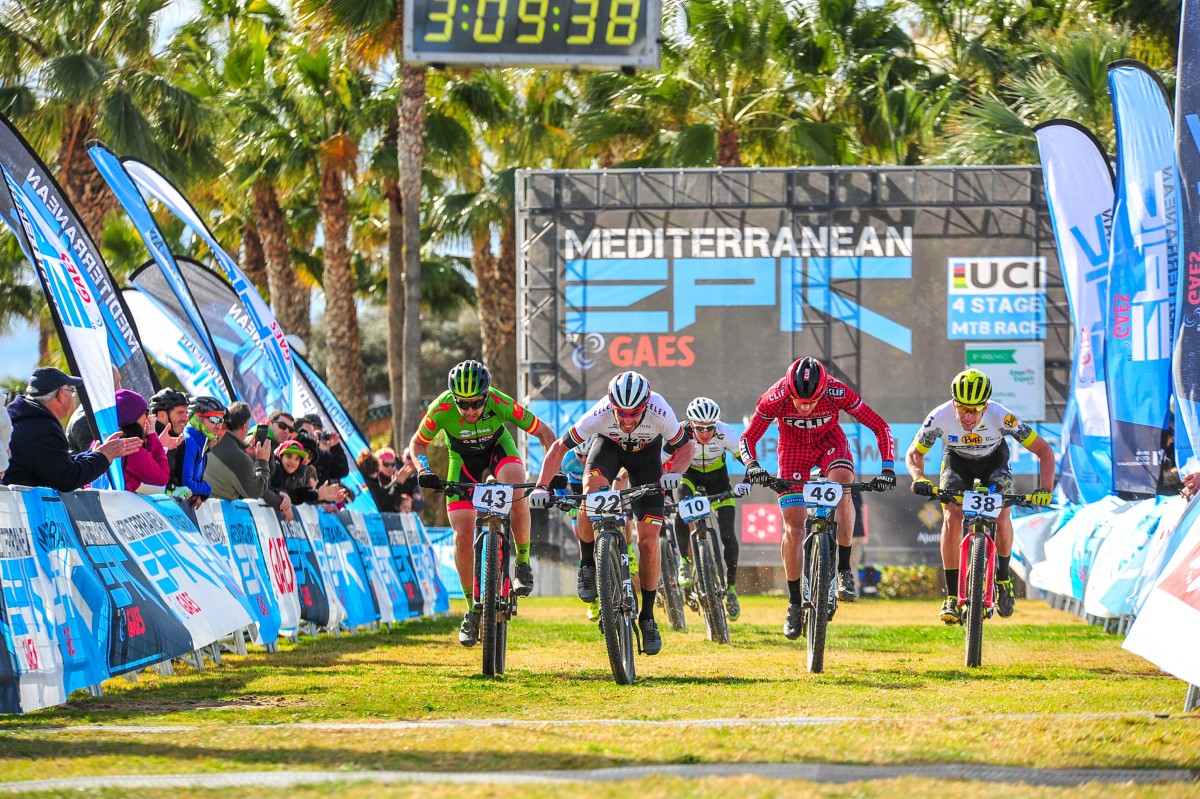 Alberto Losada y Natalia Fischer podio en la 3ª etapa de la Mediterranean Epic