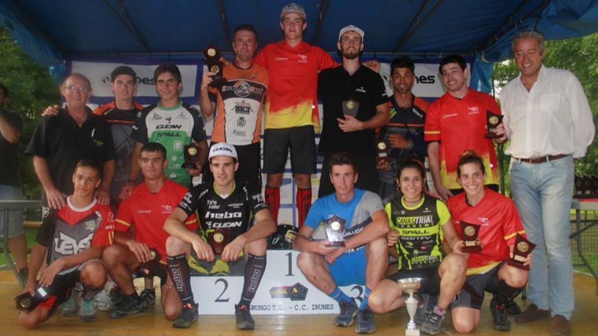 Alejandro Montalvo e Irene Caminos se hacen con la Copa de España de Trial