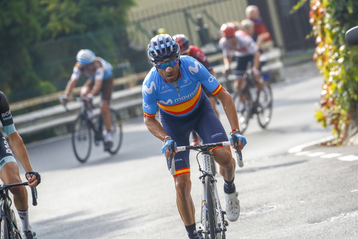 Alejandro Valverde despide la temporada desde el podio