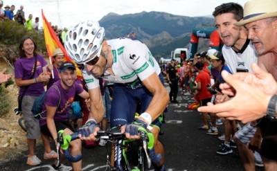 Alejandro Valverde ya lidera la montaña y aprieta a Contador