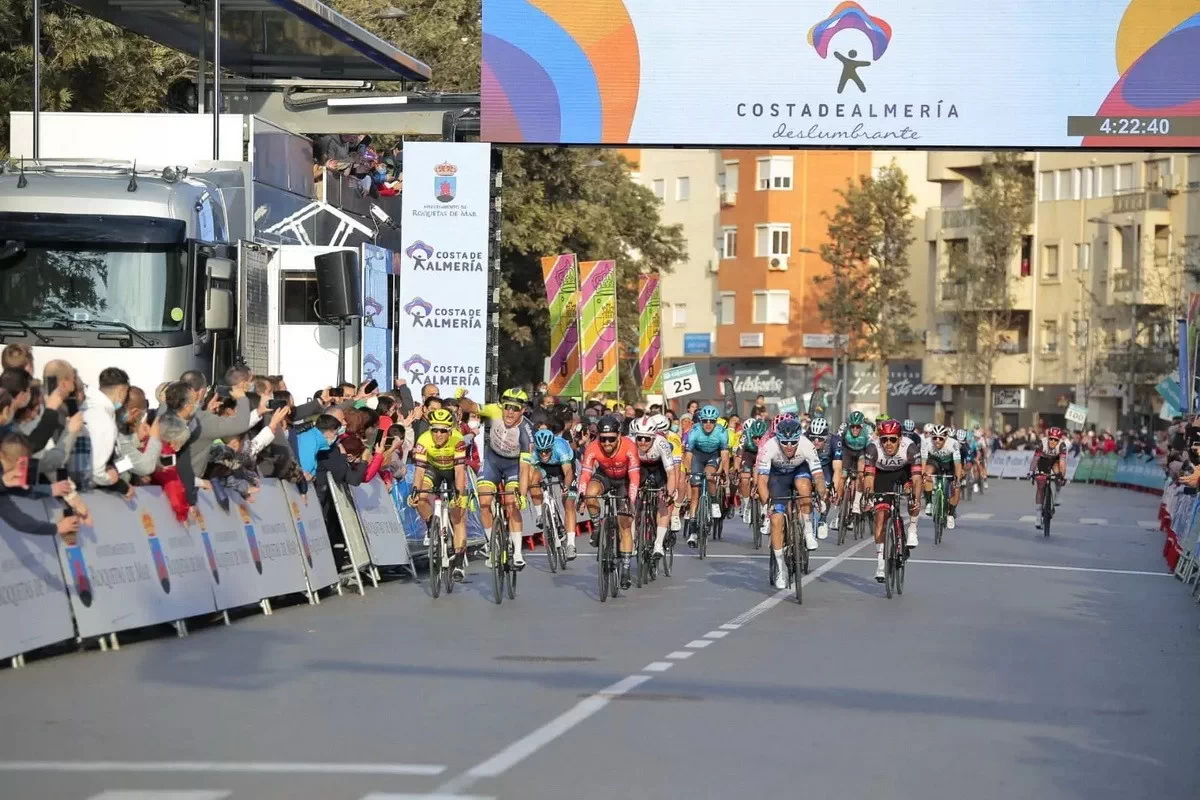 Alexander Kristoff se lleva la Clásica de Almería 2022