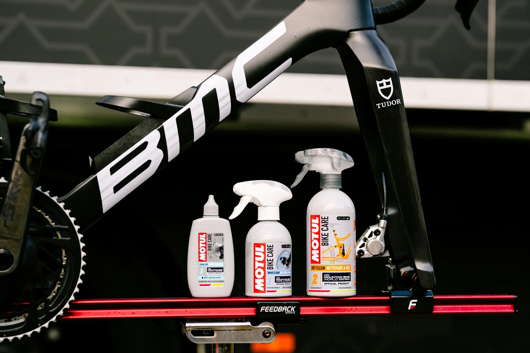 Alianza técnica entre Motul y el equipo Tudor Pro Cycling para desarrollar soluciones de lubricación de alto rendimiento 