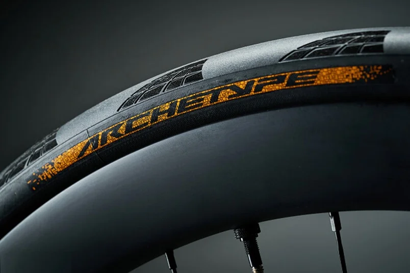 Archetype, el nuevo neumático de Continental para el Tour de Francia 2025