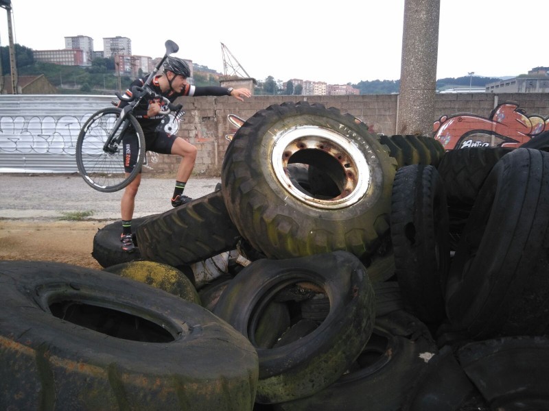 Así son los duros entrenamientos del BZ Team para la temporada de ciclocross