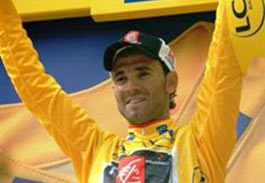 Alejandro Valverde ya viste de amarillo