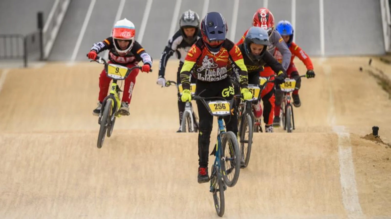 BMX en Mazarrón 2024: Prueba Doble de la Copa de España, comienza el espectáculo