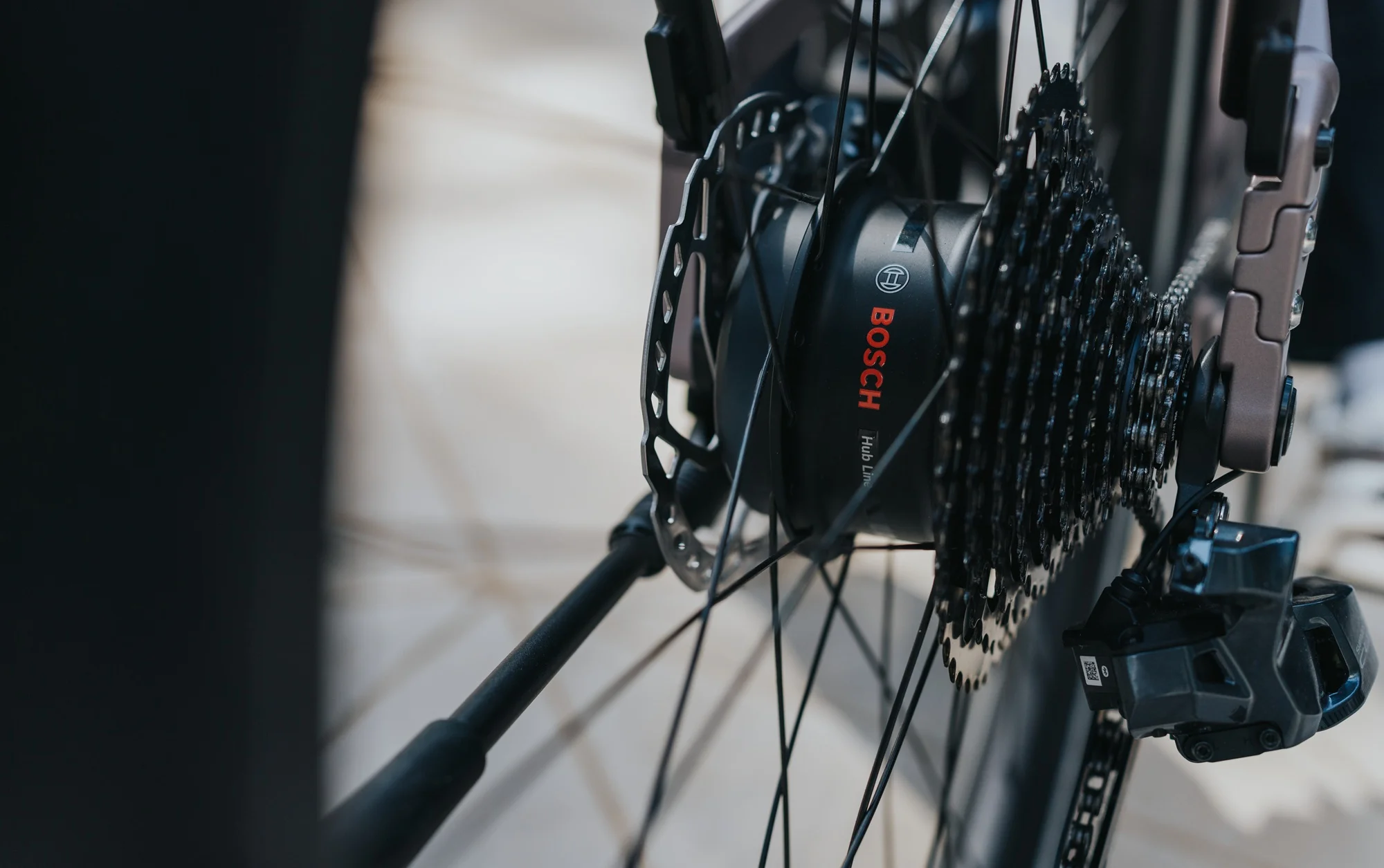 Bosch lanza su primer motor en el buje Hub Line con la batería PowerTube 360