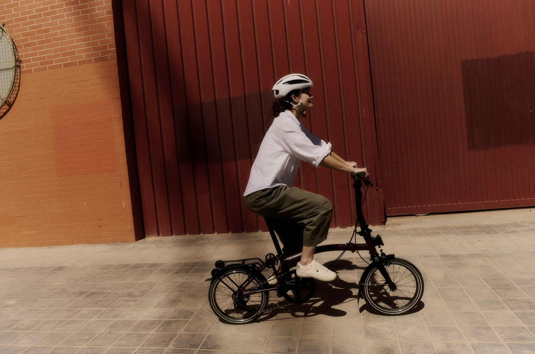 Brompton P Line vence a los obstáculos de la ciudad con carbono y diseño ultraligero