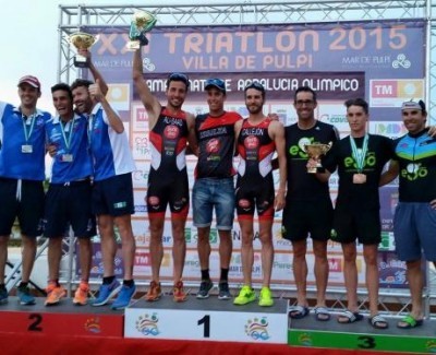 Bruno Raso y Rocío Molas, Campeones de Andalucía de Triatlón 