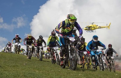 Bryan Regnier y Cecile Ravanel ganan la Maxiavalanche de Vallnord 