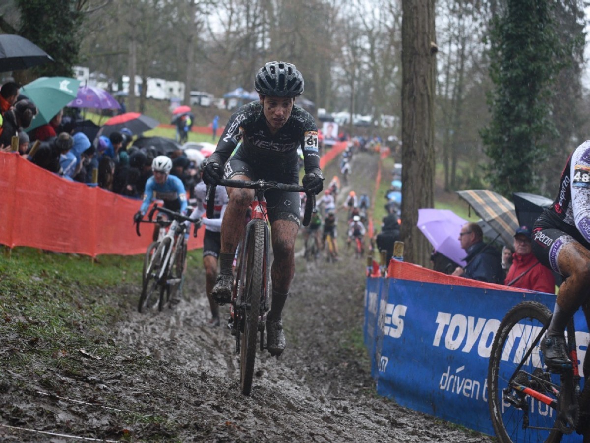 Buen actuación del Nesta CX Team en Namur