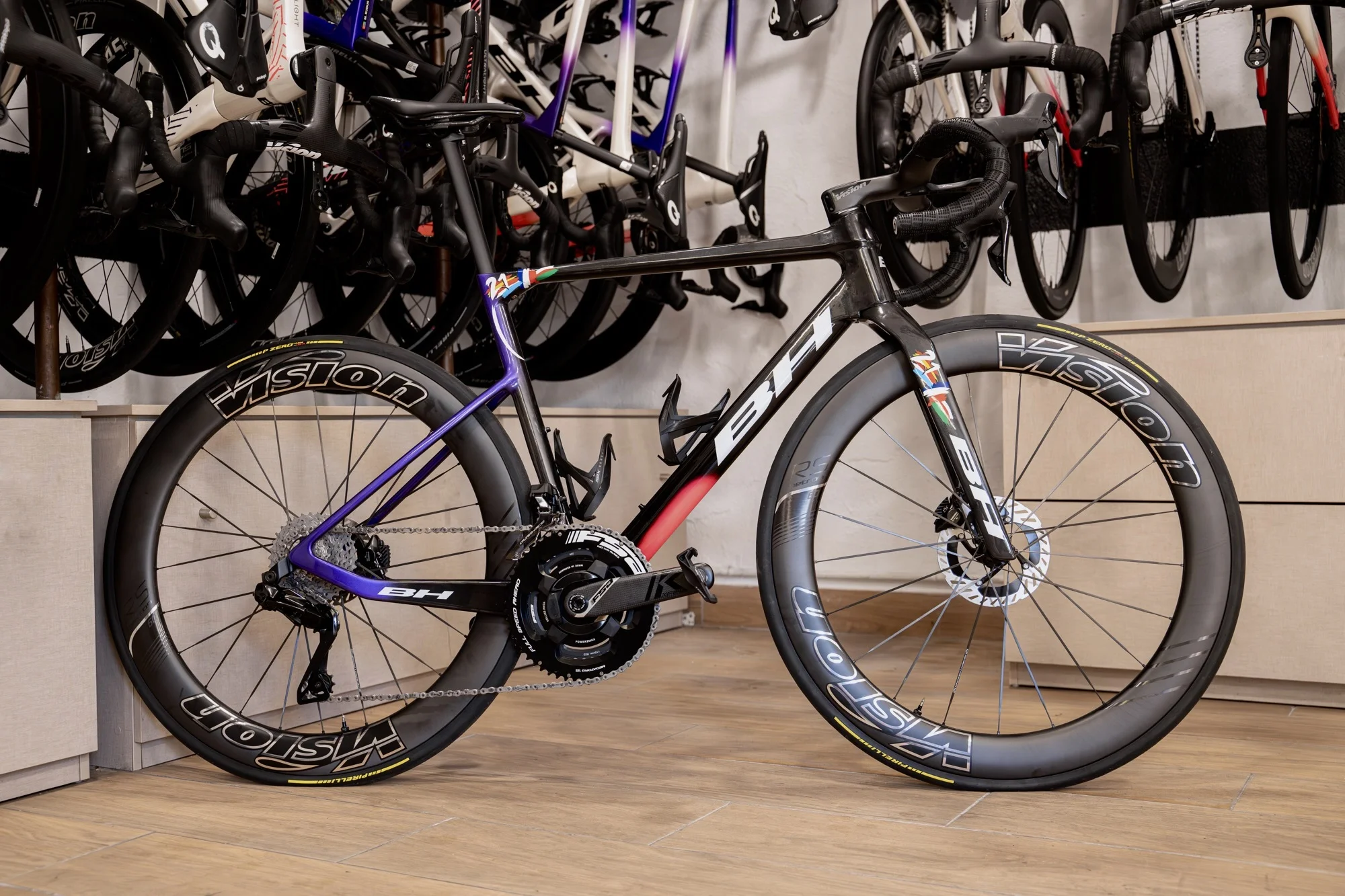 Burgos Burpellet BH y la obsesión por el peso en La Vuelta 2026 con una BH Ultralight inédita
