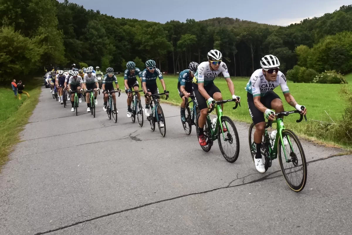 Caja Rural-Seguros RGA asume el mando en la etapa reina del Tour de Eslovaquia