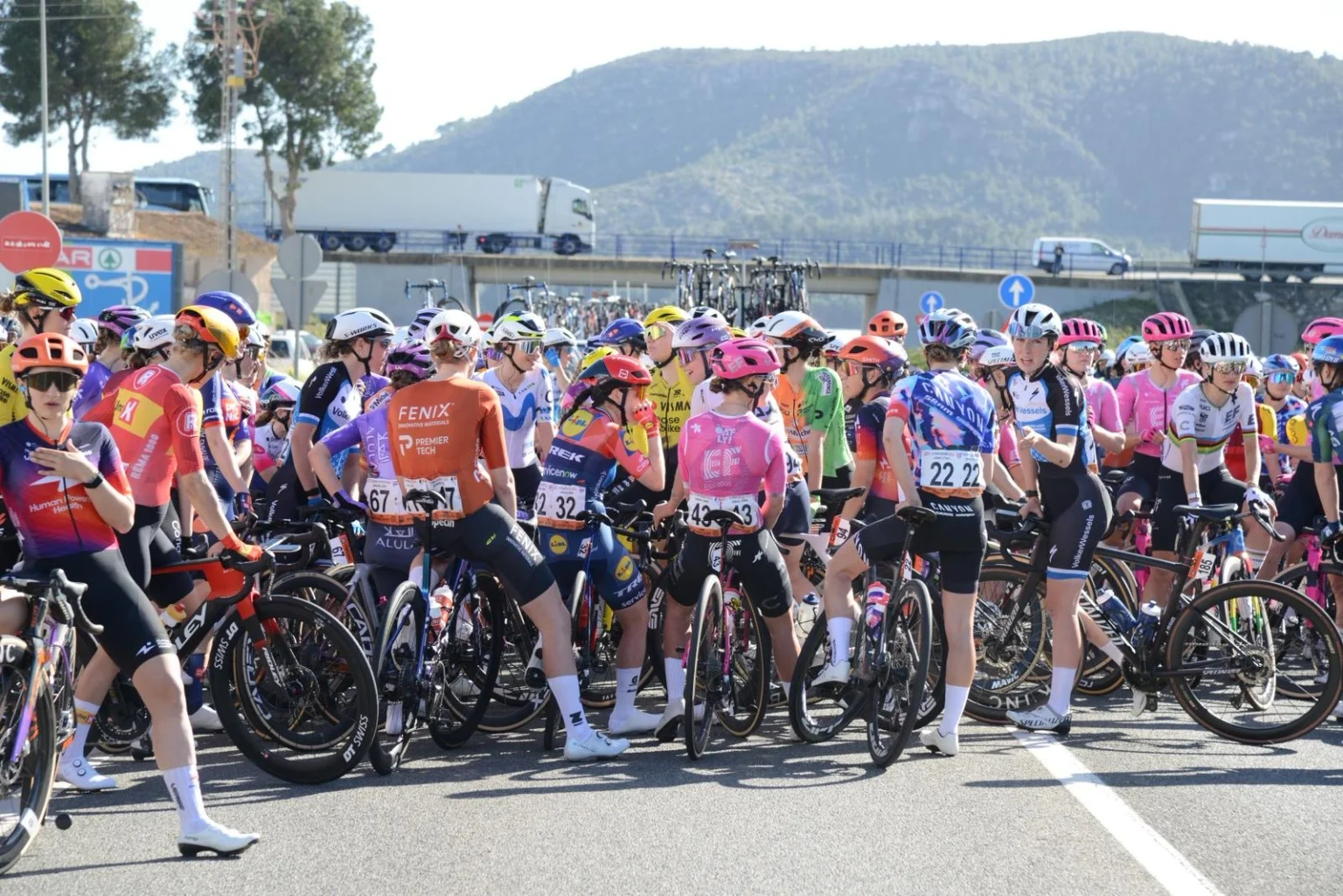 Cancelada la tercera etapa de la Setmana Ciclista por el fuerte temporal