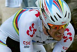 Fabian Cancellara lidera la Tirreno-Adriatico tras ganar la crono