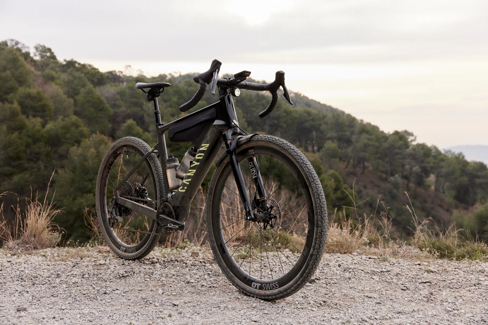 Canyon presenta su nueva e-bike para Gravel, nace la Grizl:on