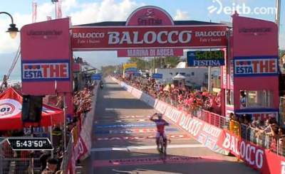 Paolini gana la tercera etapa del Giro de Italia