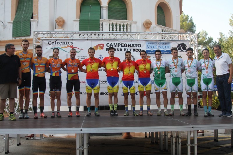 Cataluña, Comunidad Valenciana, Andalucía podio en el Team Relay