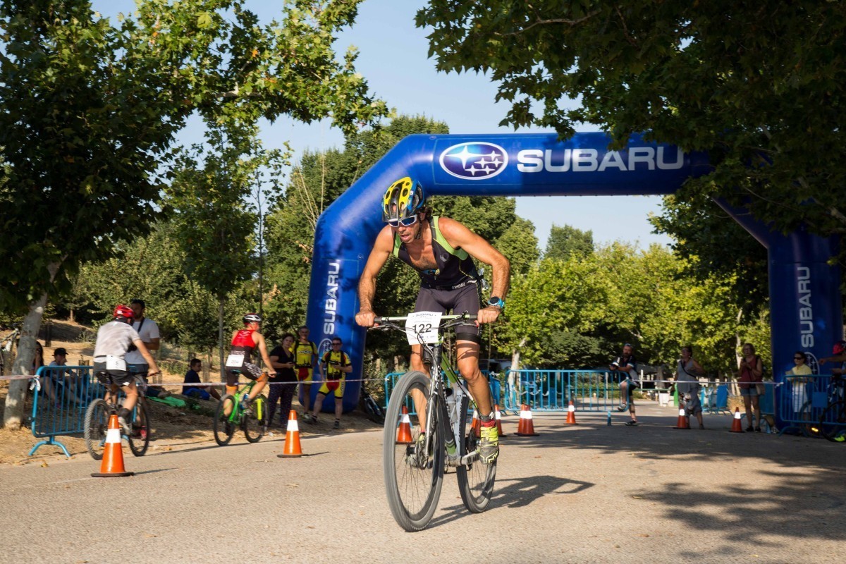 Chema Martínez y Luis Pasamontes participarán en el Subaru Triatlón Cross