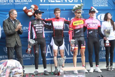 Aitor Hernández se impone en el XVII Ciclocross Ciudad de Valencia